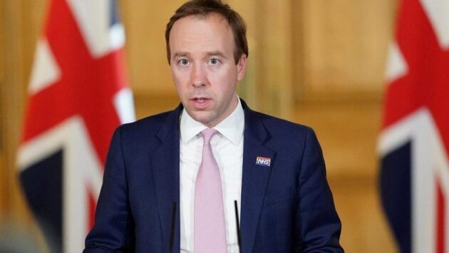 İngiltere Sağlık Bakanı: Yeni mutasyon kontrolden çıktı