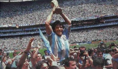 Maradona’nın vasiyetinde anıt mezar…