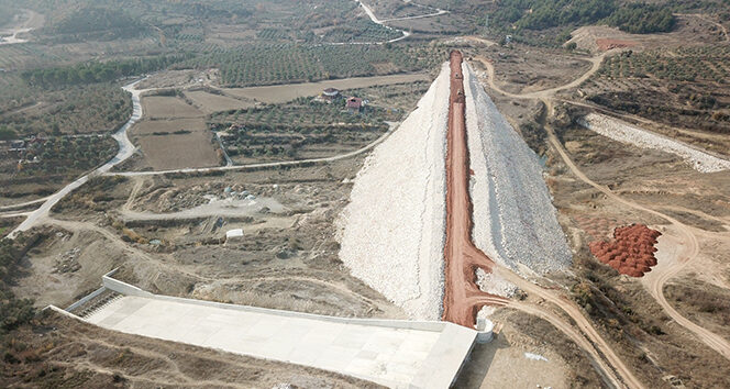 Bu baraj tamamlandığında 2 bin 270 dekar tarım arazisinin sulanması sağlanacak