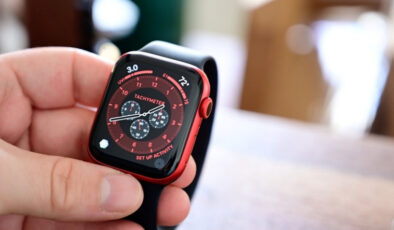 Apple Watch Series 5 ve Watch SE’deki Önemli Bir Hatayı Gideren watchOS 7.3.1 Yayınlandı