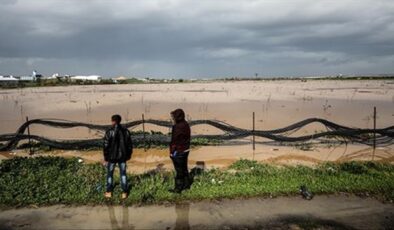 İsrail, Gazze’nin doğusundaki tarım arazilerini bir ayda ikinci kez sular altında bıraktı