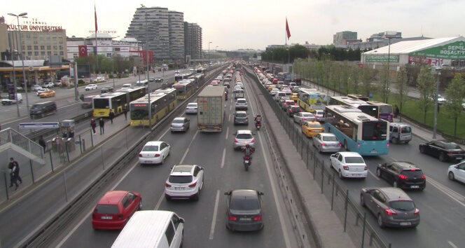 İstanbul’da trafikte yoğunluk