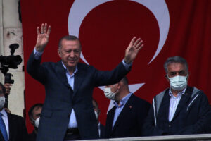 Cumhurbaşkanı Erdoğan: 'Biz çok daha büyük felaketlerin altından kalktık'