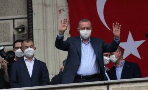 Cumhurbaşkanı Erdoğan: 'Biz çok daha büyük felaketlerin altından kalktık'