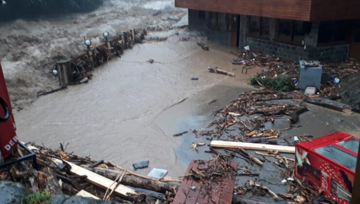 Meteoroloji’den Trabzon, Rize ve Artvin için şiddetli yağış uyarısı
