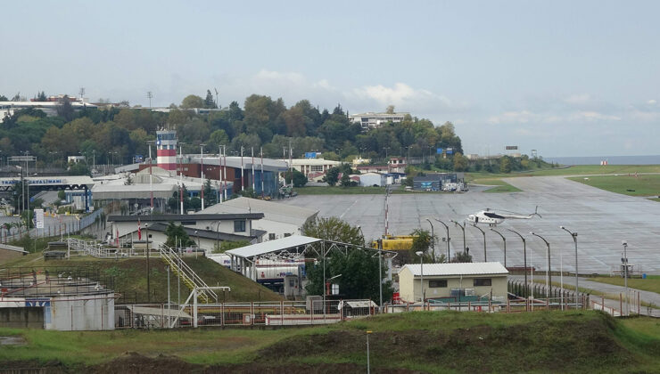 Trabzon Havalimanı, pistindeki çatlama nedeniyle uçuş trafiğine kapatıldı