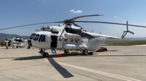 Ukrayna’dan gelen 5 helikopter yangınlara gece müdahalesi için havalanacak