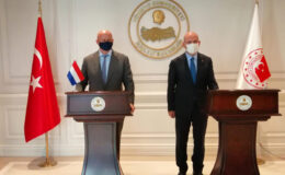İçişleri Bakanı Soylu, Hollanda Adalet ve Güvenlik Bakanı Grapperhaus ile bir araya geldi