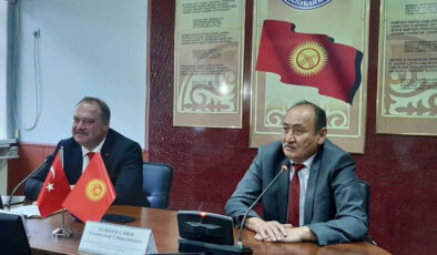 Türkiye’den Kırgızistan’a 150 bin doz Covid-19 aşı desteği