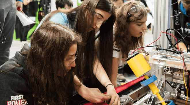 Lise Öğrencileri Bu Yıl “Enerji Temasıyla Robot” Yapacak