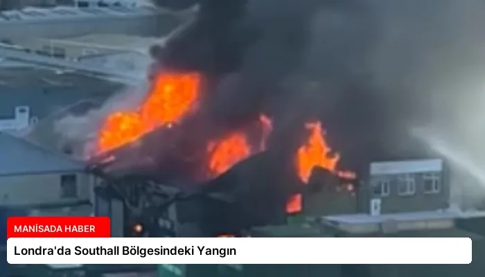Londra’da Southall Bölgesindeki Yangın