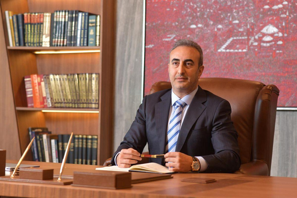 Sanayici ve Toplum Gönüllüsü Eyüp Sabri Göncü’nün Hayatı ve Kariyer Dönüm Noktaları